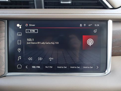 Used 2023 GMC Yukon XL Denali image 18