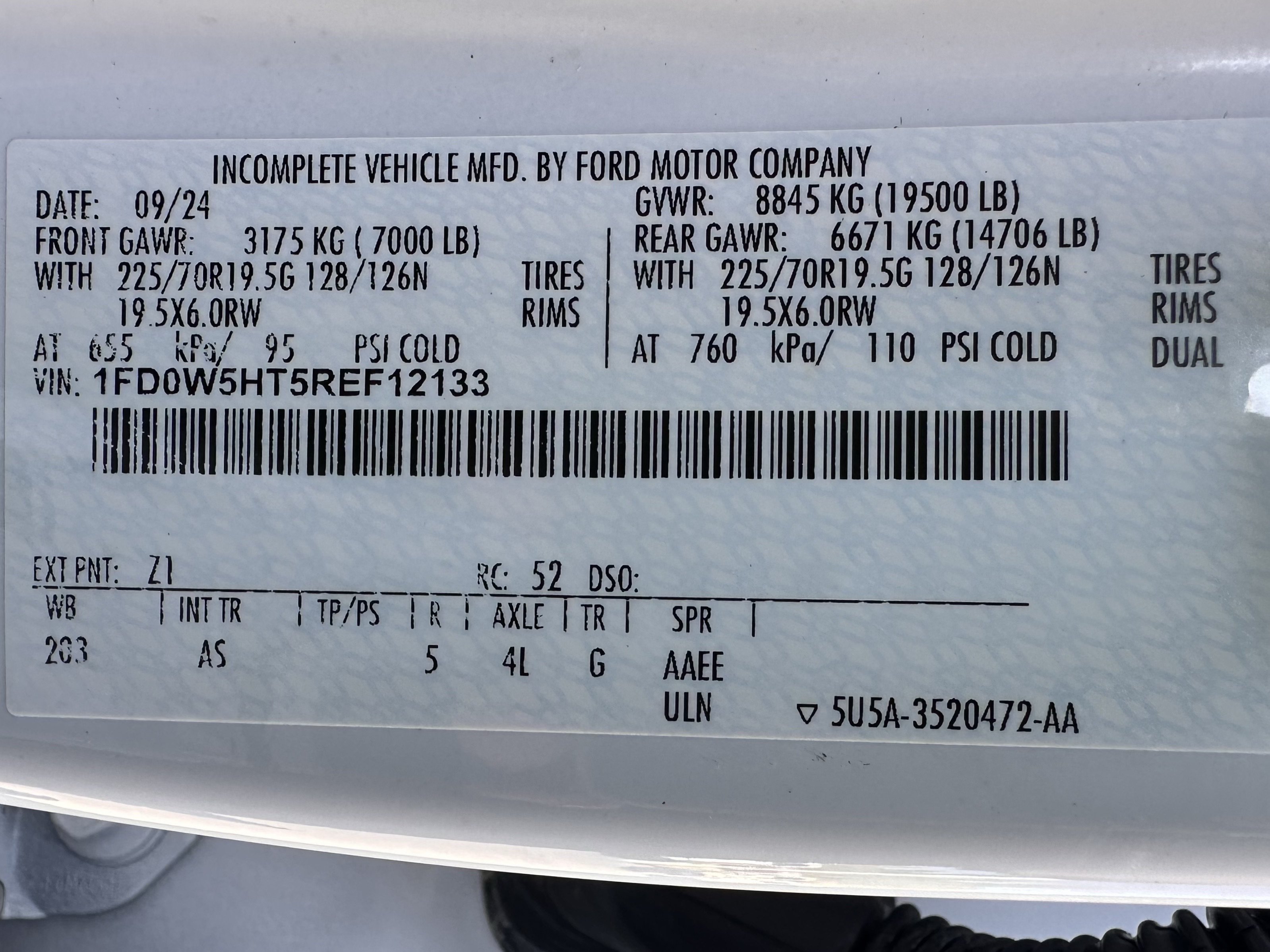 Used 2024 Ford F550 4x4 Crew Cab Super Duty image 28