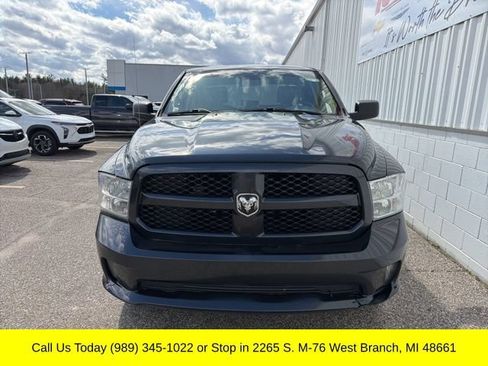 Used 2017 RAM 1500 Express AWD/4WD image 4