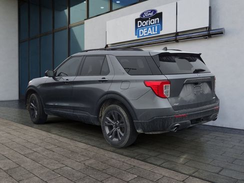 Used 2023 Ford Explorer XLT w/ Equipment Group 202A image 2