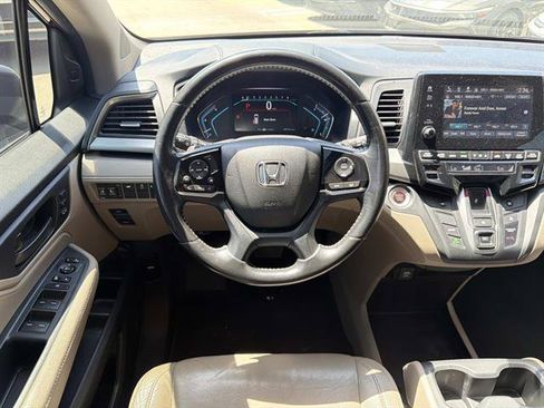 Used 2018 Honda Odyssey EX-L image 9