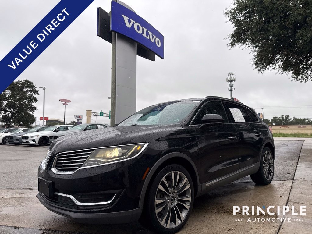 Used 2016 Lincoln MKX Reserve w/ Technology Package AWD/4WD image 4