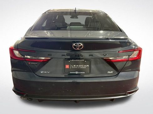 Used 2026 Toyota Camry SE FWD image 6