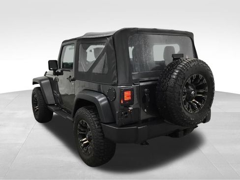 Used 2016 Jeep Wrangler Sport w/ Quick Order Package 24S AWD/4WD image 9