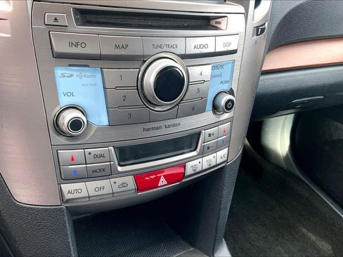 Used 2013 Subaru Outback 2.5i Limited image 31