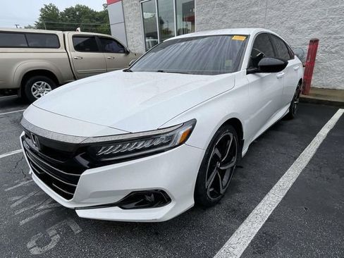Used 2022 Honda Accord Sport image 6