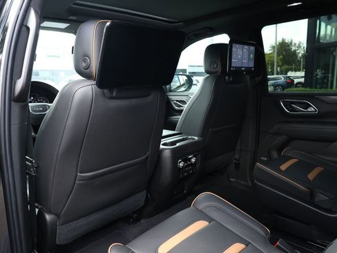 Used 2021 GMC Yukon XL AT4 w/ Rear Media and Nav Package AWD/4WD image 20