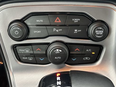 Used 2023 Dodge Challenger R/T image 17