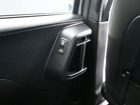 Used 2020 Dodge Grand Caravan SE image 30