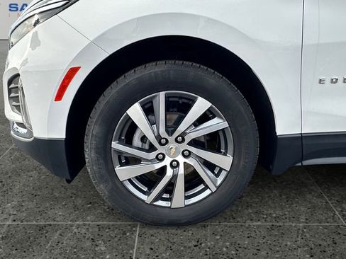 Used 2022 Chevrolet Equinox Premier image 14