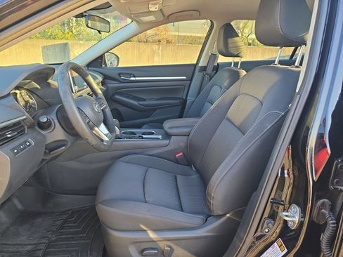 Used 2022 Nissan Altima 2.5 SV image 15