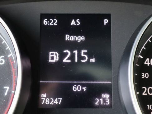 Used 2017 Volkswagen Golf Wolfsburg Edition image 46