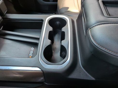 Used 2021 GMC Sierra 1500 AT4 w/ AT4 Premium Package AWD/4WD image 34