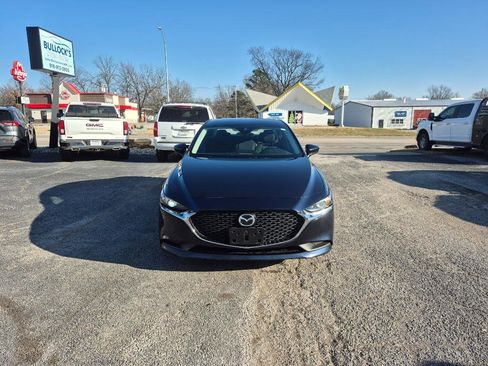Used 2022 MAZDA MAZDA3 Sedan FWD image 3