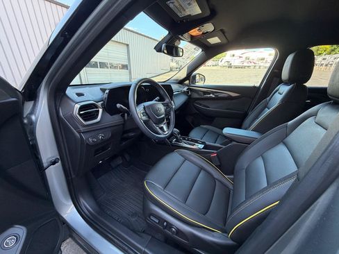 Used 2026 Chevrolet TrailBlazer ACTIV w/ Convenience Package AWD/4WD image 3