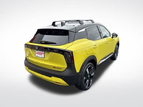 New 2026 Nissan Kicks SR w/ SR Premium Package AWD/4WD image 7