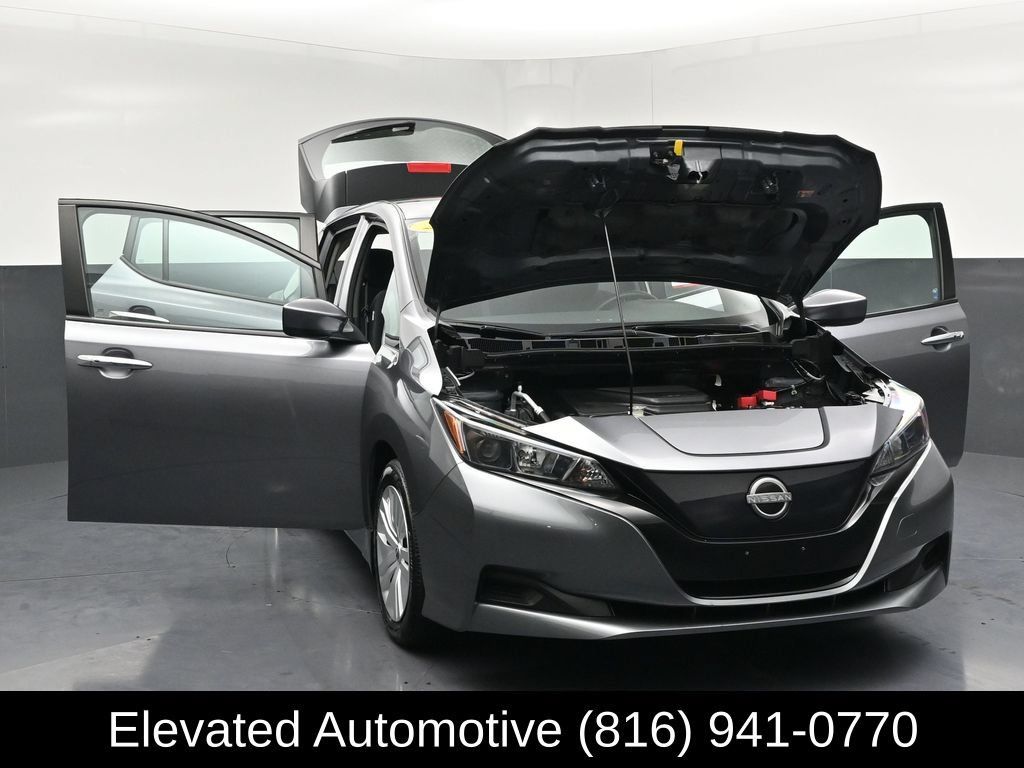 Used 2025 Nissan Leaf S FWD image 34
