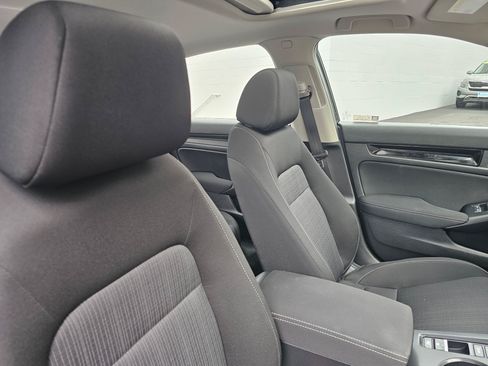 Used 2023 Honda Civic EX image 11