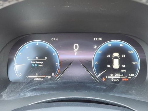 Used 2023 Toyota Highlander Limited FWD image 11