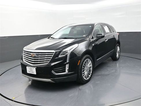 Used 2017 Cadillac XT5 Platinum image 3