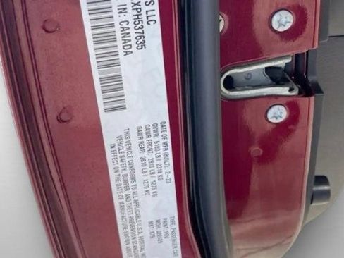 Used 2023 Chrysler 300 S image 18