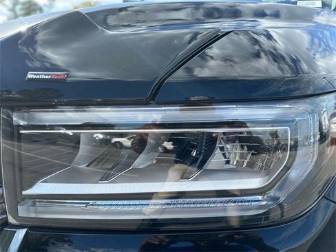 Used 2023 GMC Acadia AT4 w/ Technology Package image 9