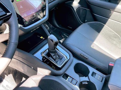Used 2025 Subaru Forester Touring image 17