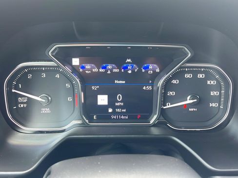 Used 2021 GMC Yukon XL SLT w/ SLT Luxury Plus Package RWD image 11