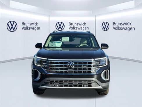 New 2026 Volkswagen Atlas SE AWD/4WD image 2