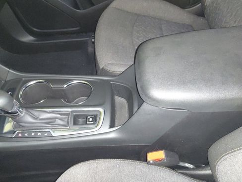 Used 2022 Chevrolet Equinox LT FWD image 26