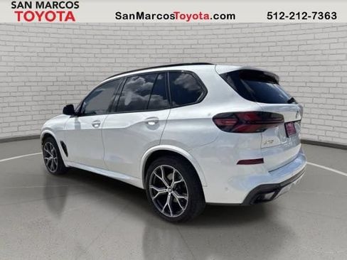Used 2025 BMW X5 sDrive40i w/ M Sport Package RWD image 3