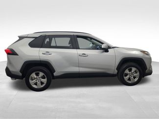 Used 2025 Toyota RAV4 XLE video 2