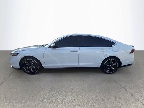 Used 2023 Honda Accord Sport image 7