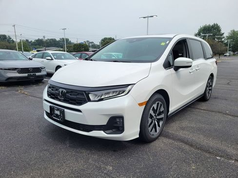New 2026 Honda Odyssey EX-L image 8