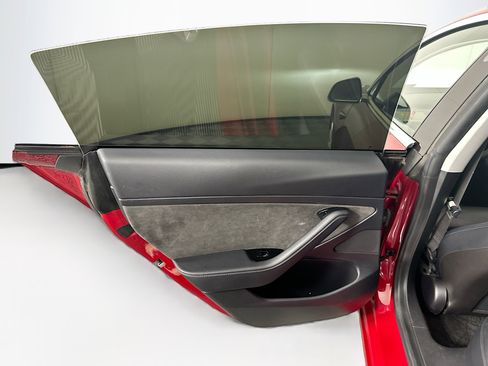 Used 2020 Tesla Model 3 Standard Range Plus RWD image 24