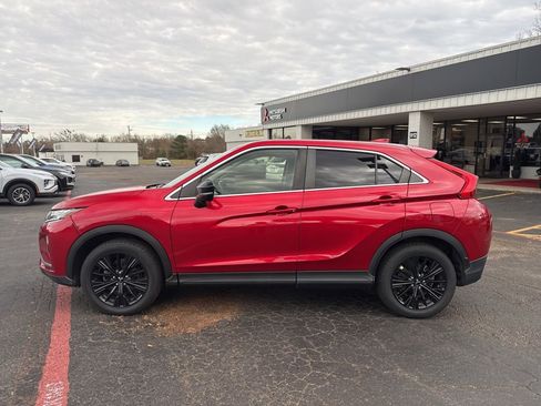 Used 2020 Mitsubishi Eclipse Cross LE image 10