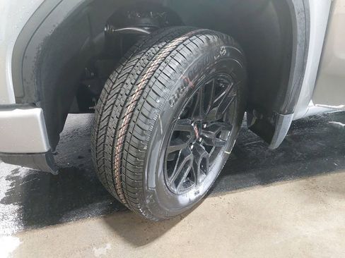 New 2026 GMC Sierra 1500 Elevation AWD/4WD image 32
