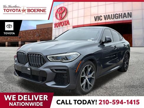 Used 2022 BMW X6 M50i AWD/4WD image 1