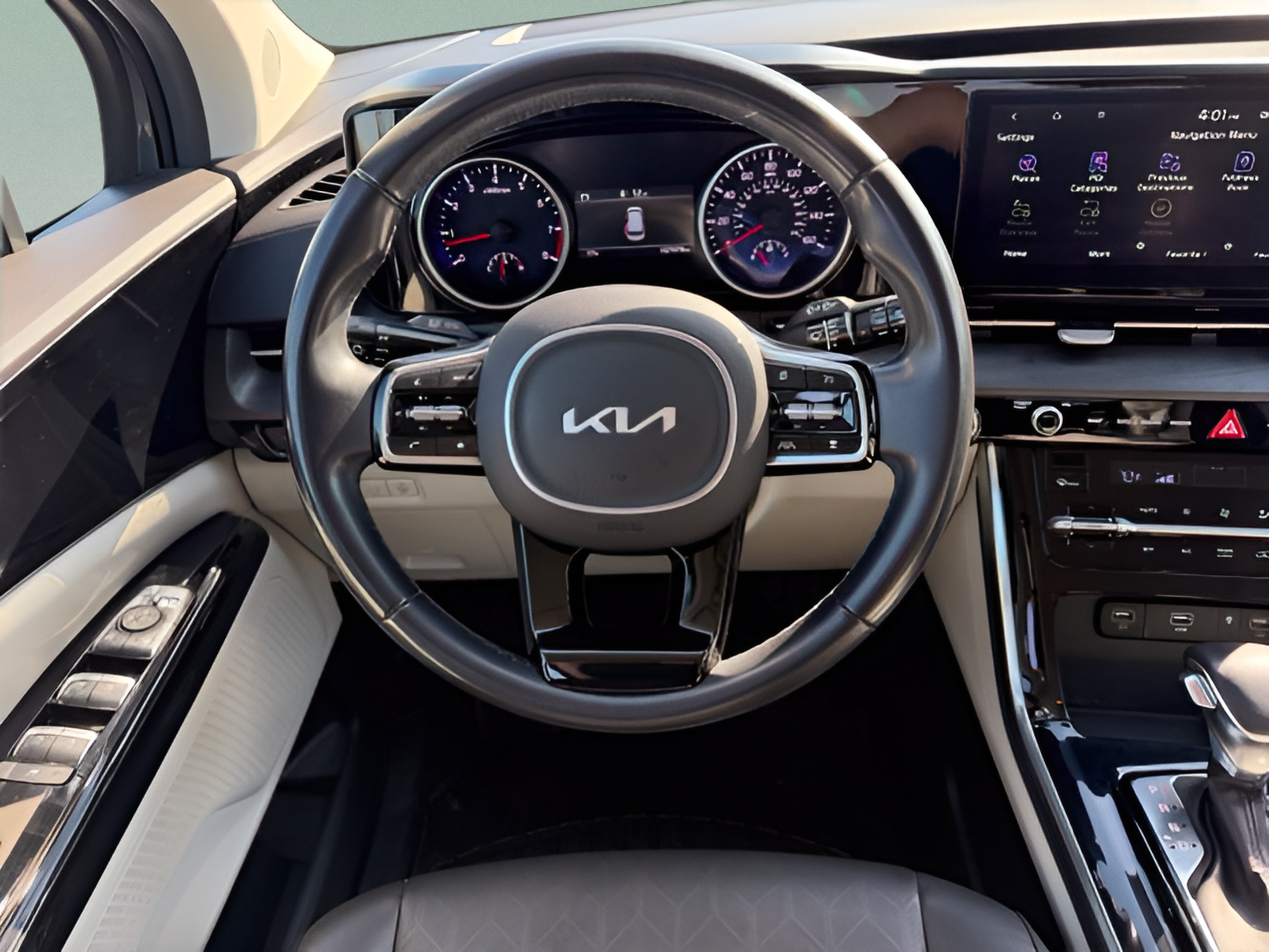 Used 2022 Kia Carnival EX FWD image 12