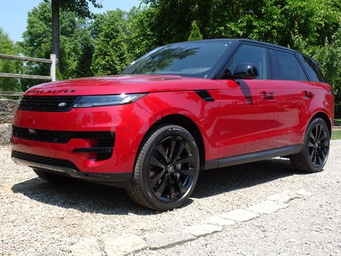 New 2025 Land Rover Range Rover Sport SE image 5