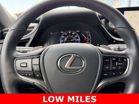 Used 2023 Lexus ES 350 w/ Premium Package image 23