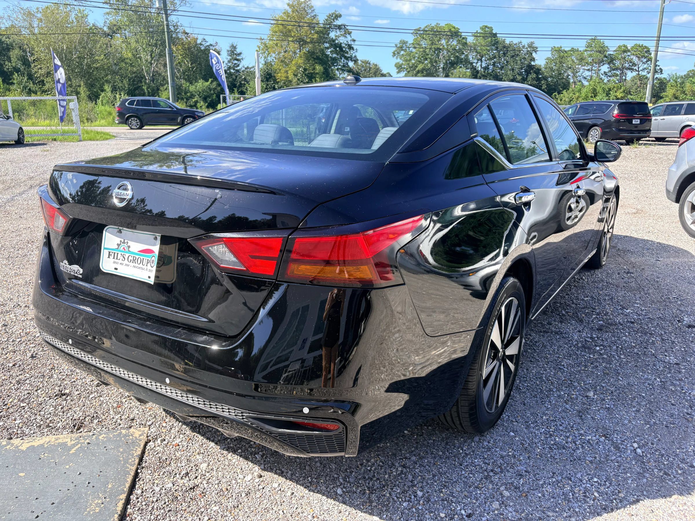Used 2021 Nissan Altima 2.5 SV FWD image 5