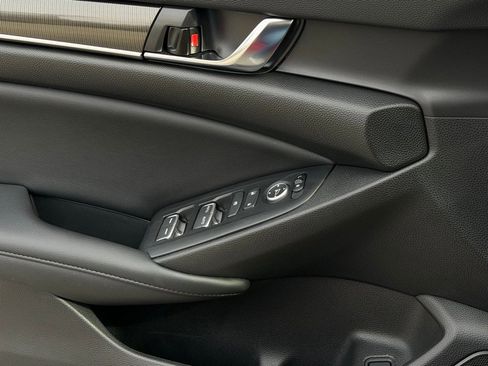 Used 2022 Honda Accord Sport Special Edition image 22