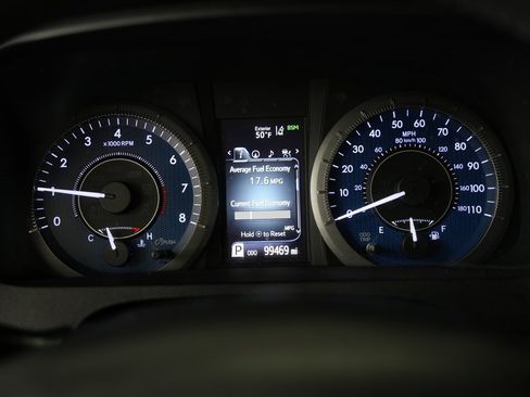 Used 2019 Toyota Sienna Limited Premium image 17