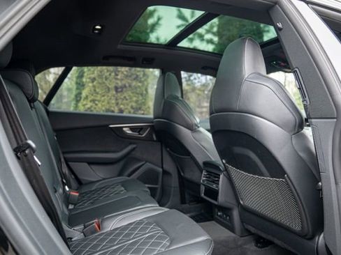 Used 2023 Audi SQ8 Prestige image 49