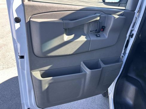 Used 2023 Chevrolet Express 3500 LS image 21
