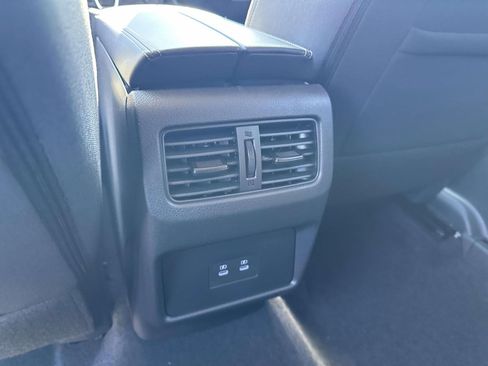 Used 2026 Nissan Rogue SV image 13