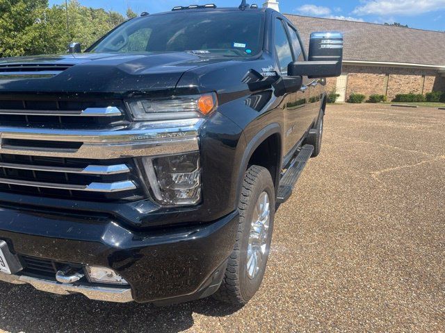 Used 2020 Chevrolet Silverado 3500 High Country w/ Technology Package AWD/4WD image 21
