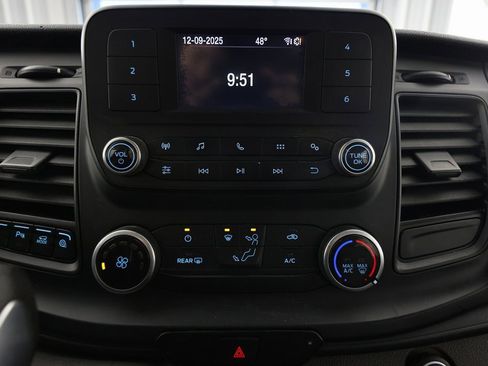 Used 2021 Ford Transit 350 XLT image 25