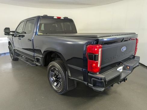 Used 2024 Ford F250 Lariat w/ Sport Appearance Package AWD/4WD image 6